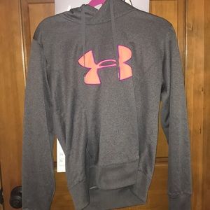 Under Armor Swearshirt